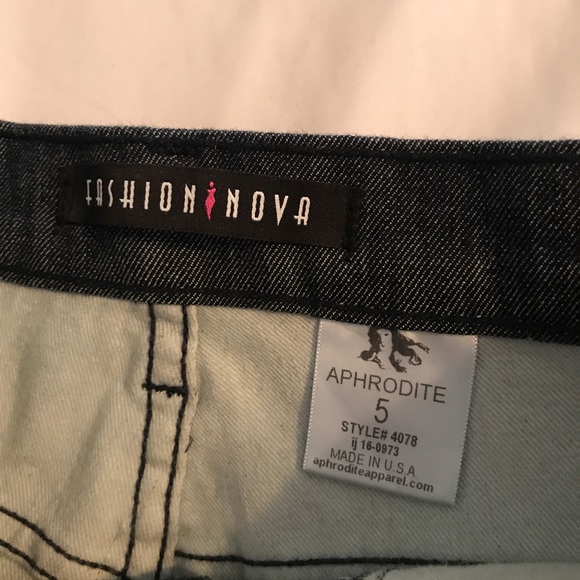 Fashion Nova jeans size 5 - Picture 6 of 7